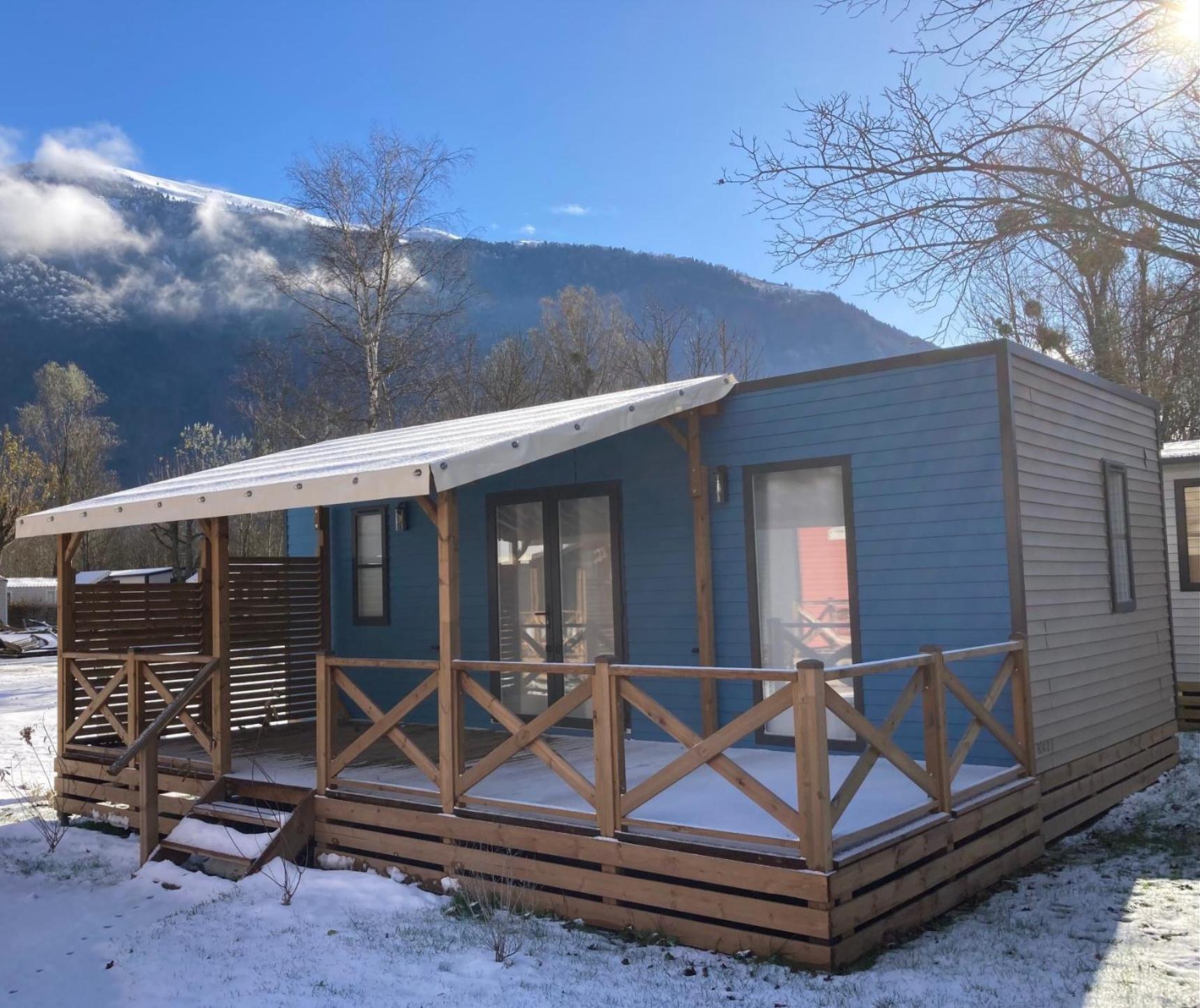 Camping Rcn Belledonne Le Bourg-d'Oisans Bagian luar foto